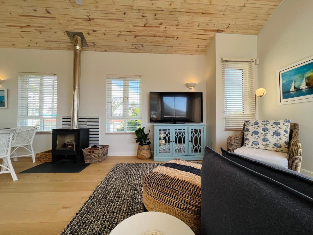 Moonshine - Two Bedroom House With Inverter Ciudad del Cabo Exterior foto